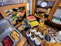 Kozan City Hotel - พร้อมอาหารเช้า