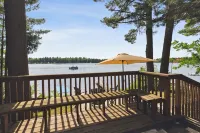 Lakefront Pine Retreat in Lewiston - 1 Mile from Garland Golf Resort - 3 étoiles