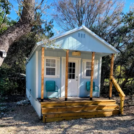 Fox Kit Cabin