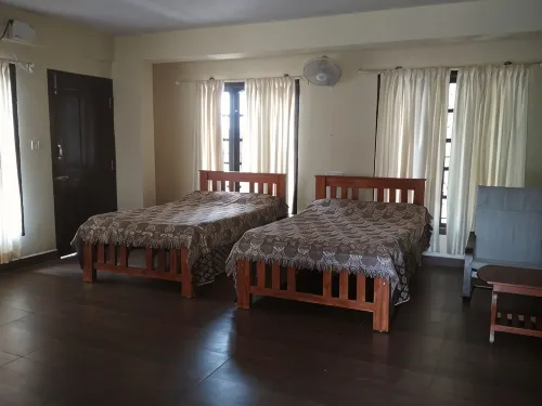 Hilldale Resorts - 2-Star