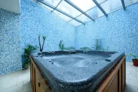 Kap House Family Hotel - Hot Tub