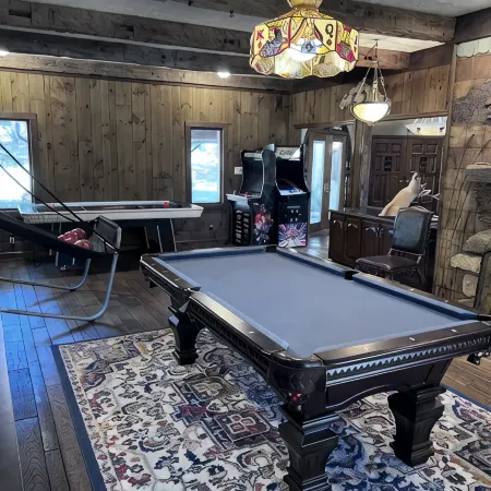 7 Br Lake Barkley Estate - Perfect for Family Gatherings, Reunions & Retreats