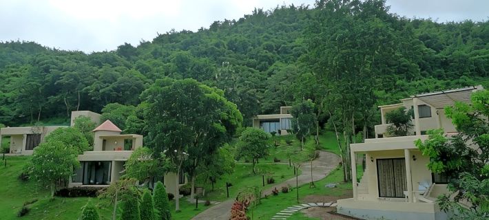 Hi-Scene Resort Hotels in Suan Phueng