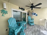 Gorgeous Beachfront Condo! - 4つ星