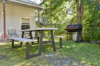 Perfect Location, Comfortable & Convenient for a long-term stay w/two bedrooms - 3-Star