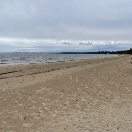 Naubinway Basecamp - 40 miles west of Mackinac Bridge on US 2