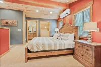 Serene and cozy updated log cabin in the woods - 2-Star
