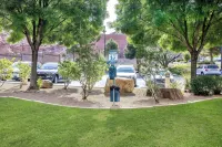 La Quinta Inn & Suites by Wyndham St. George - parking