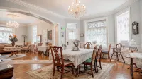 Heber Senator Bed and Breakfast - Kylpyammeita