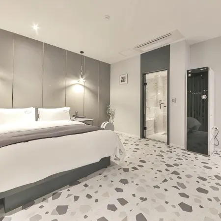 Stay-Inn Hotel