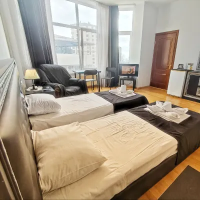 Elite House - Homestays