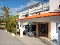 Reef Inn Kuniyoshi Hotels in Tokashiki