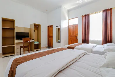 Griya Limasan Gunung Kidul Hotels in Playen