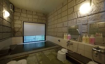 Hotel Route-Inn Tokoname Ekimae - Housity