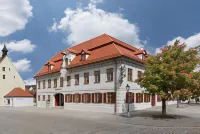 Post Berching Hotel dekat Cafe Zentral