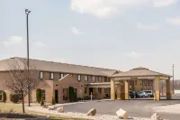 Quality Inn Hotels in Defiance