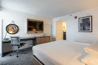 DoubleTree by Hilton New York JFK Airport Hôtels à : Aéroport international John-F.-Kennedy