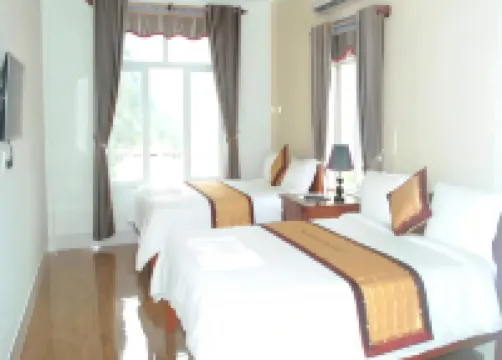 Paradise Hotel