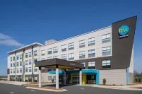 Home2 Suites by Hilton Columbus West Hotels near Westpointe Plaza Drive