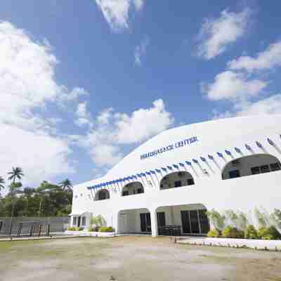 Brizo Hotel and Resort Tagaytay Hotel Exterior