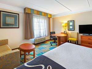 La Quinta Inn & Suites by Wyndham Ft. Lauderdale Plantation