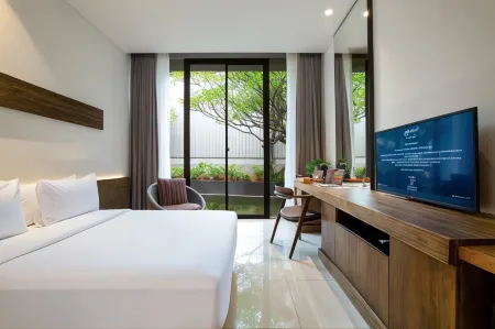 Miers Kuningan ARTOTEL Curated