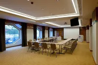 Hotel Dubrovnik Отели в г. Загреб