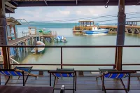 Kohchang Baanrimtalay Resort Hotels in Amphoe Laem Ngop