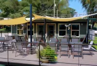 Lake Hudson Inn