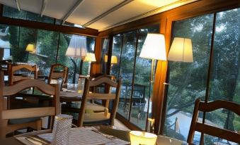 Swiss Eviniz Hotel - Adult Hotel