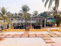 The Woods Hotels in Ratnagiri