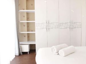 Simply 1Br Gateway Pasteur Apartment by Travelio