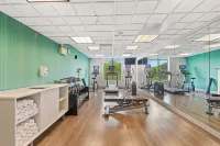 Holiday Inn Express & Suites Bethlehem Hotels in Center Valley