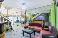 Yutaka Inn Global Juanda Sidoarjo Hotel a Gedangan