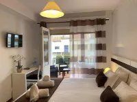 The Rock Guest House Hotel di Sao Roque