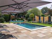 Le Numéro 15 Hotels in Coutras