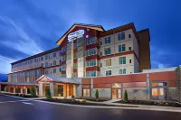 Angel of the Winds Casino Resort Hotels near Seattle Premium Outlets