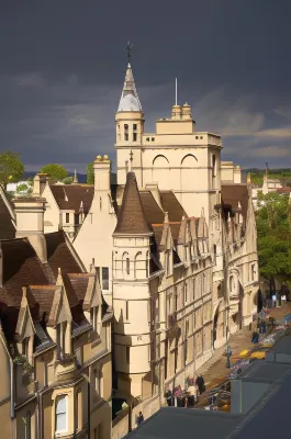 The Store Hotels near St. Andrew＇s Church