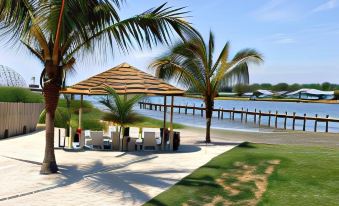 The Bay Resort