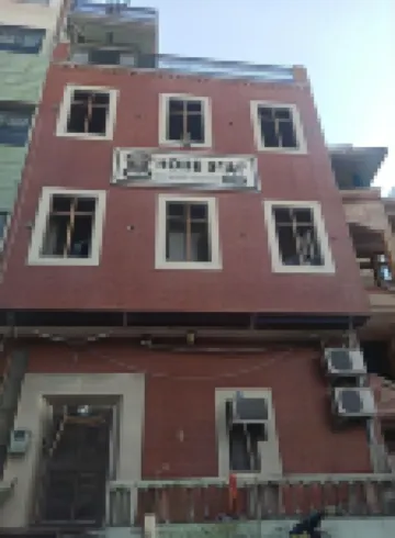 4N Homestay- Golden Temple View 鄰近阿姆利則金廟的酒店