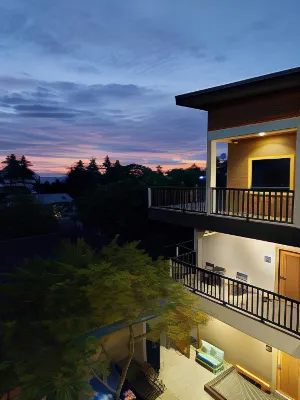 Palms Retreat Hotels in 