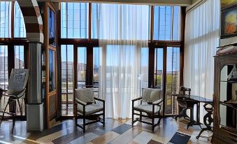 Damask Rose, Lebanese Guest House