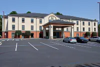 Super 8 by Wyndham High Point/Greensboro - parking
