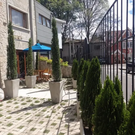 Hotel Boutique Quinta Camacho Отели рядом с достопримечательностью «Театр «Роял Сентер»»