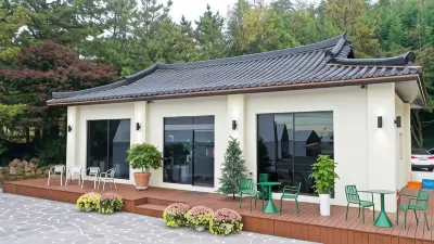 Yeongam Rock On Glamping and Caravan Hotels near Yeongam Gurim Village