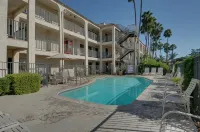 Vagabond Inn Glendale - Pool