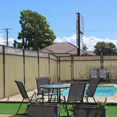 Centrepoint Motel