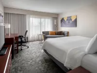 Courtyard Princeton Hotels in Plainsboro Township