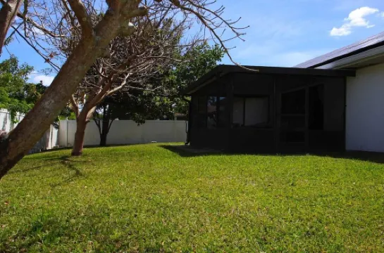 Cozy Palm Bay accommodation