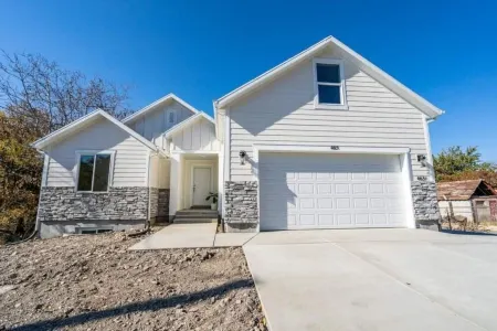 Sophisticated & Charming Guest Apartment Отели в г. Плезант Гров